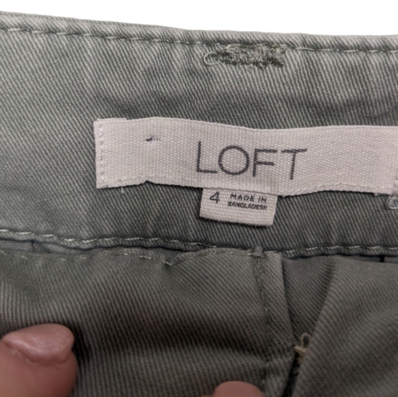 NWOT LOFT Olive Green Washed Twill Shorts Size 4 🌿 - Picture 6 of 16
